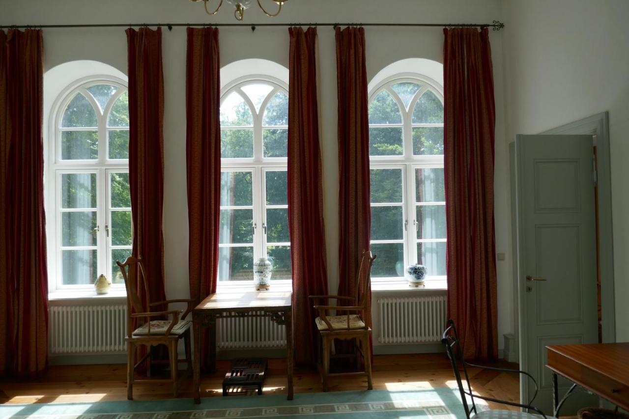 Landhaus Schloss Koelzow Kolzow Екстер'єр фото