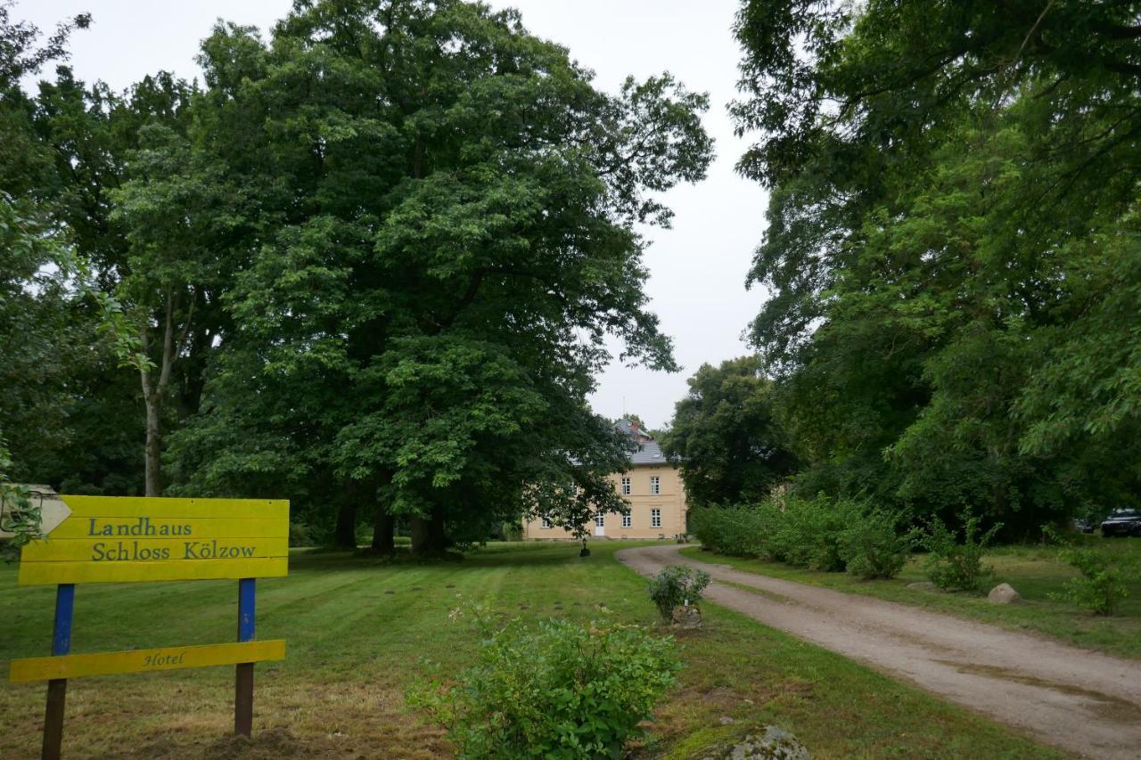 Landhaus Schloss Koelzow Kolzow Екстер'єр фото